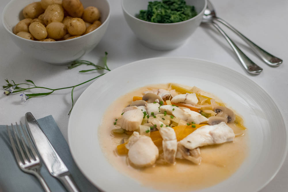 ‘Delicate and subtle white meat in a delicious fish broth, bit like the picture really…’

