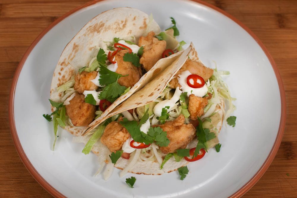 Another genius cooking tip from WDC. Here, dad describes 3 Ways To Fry Salmon using 3 different techniques; stir-fry, shallow-fry and deep-fry.