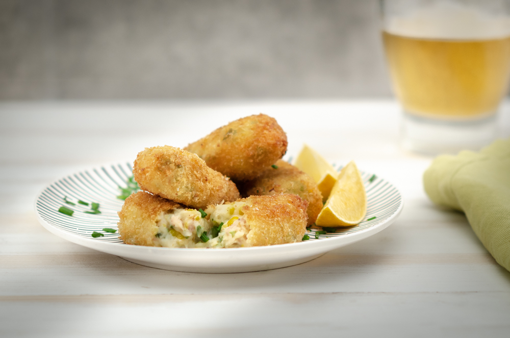 Your favourite combo, tuna and sweetcorn, now brought to you in the form of delectible croquetas!